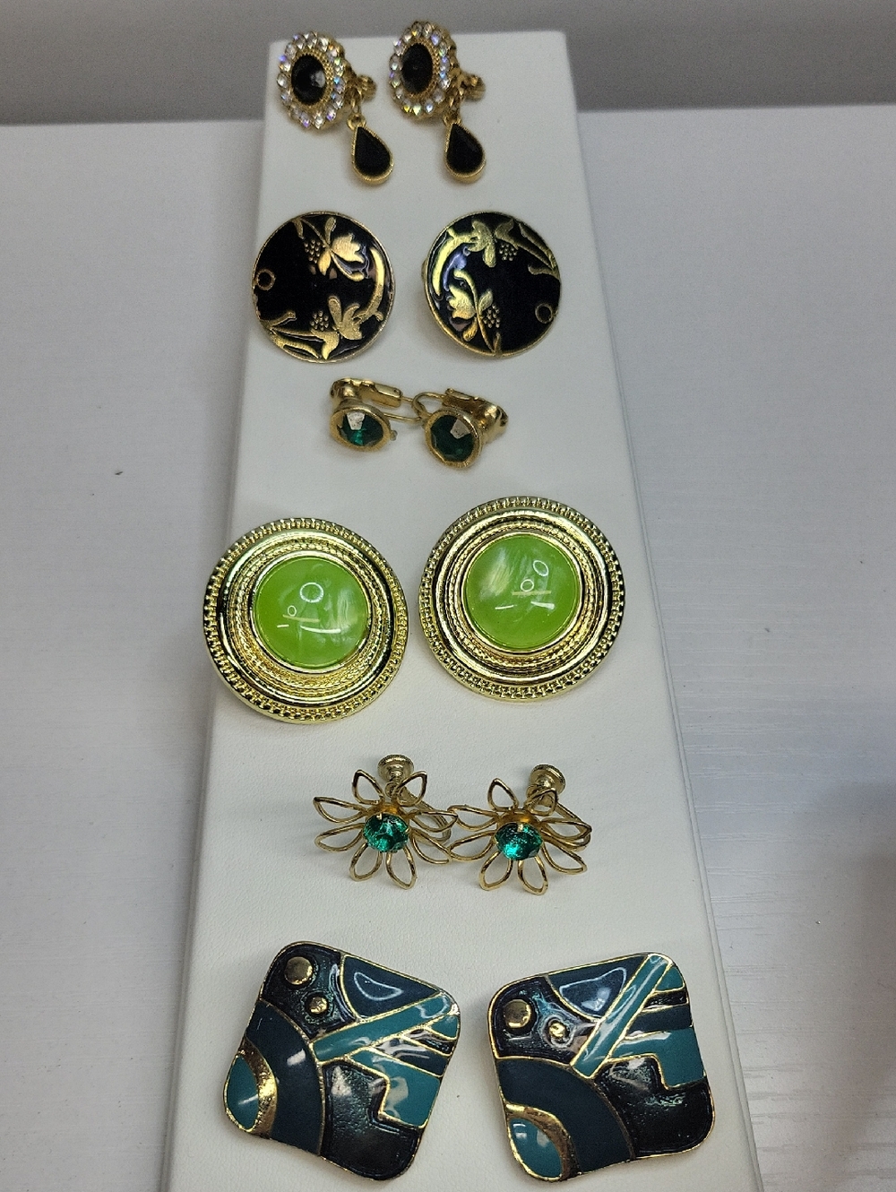 Vintage Clip On Earrings